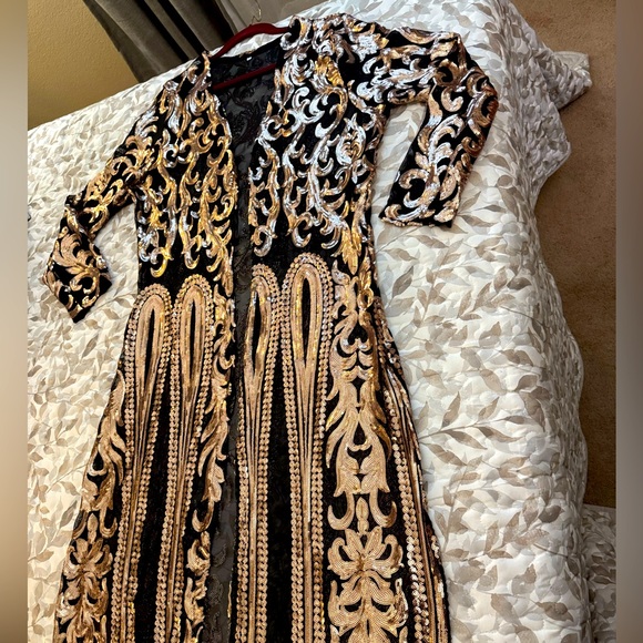 Elegant Sequined Duster/Tunic - Black & Gold - XL - Picture 4 of 15